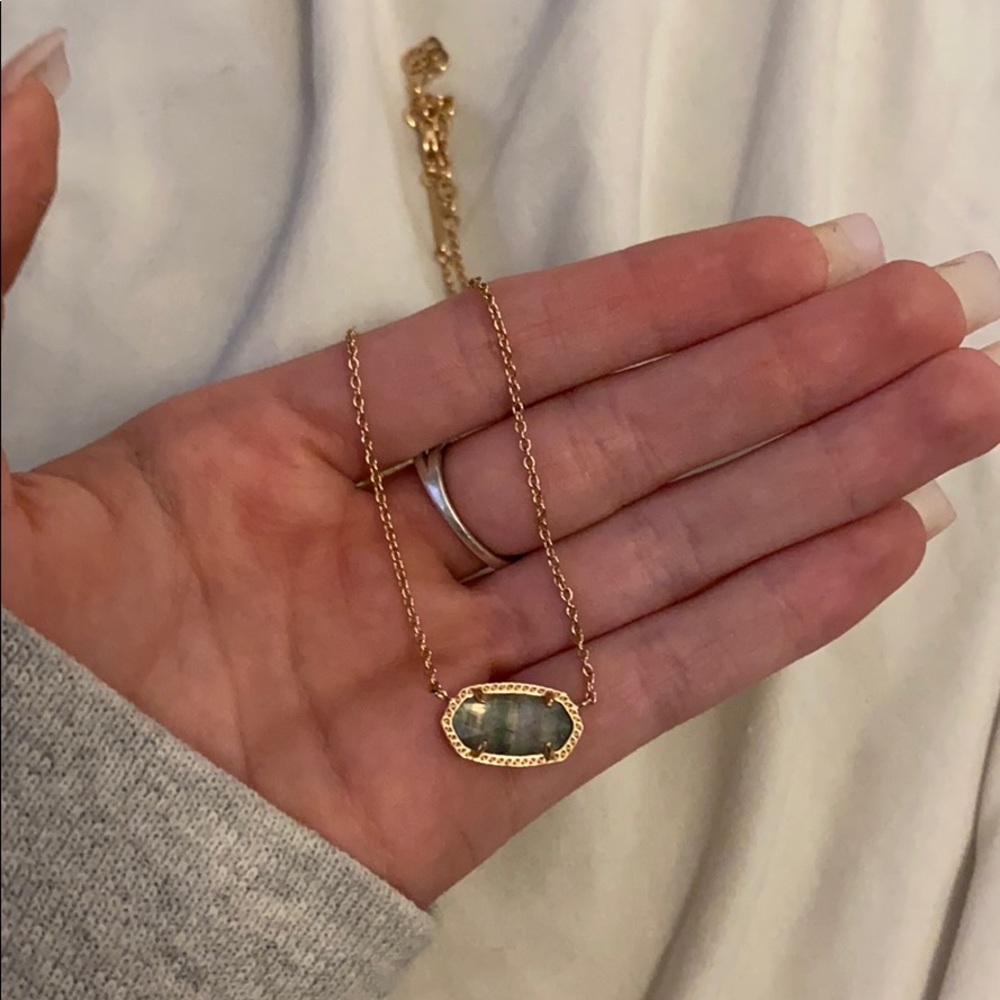 Kendra Scott Necklace